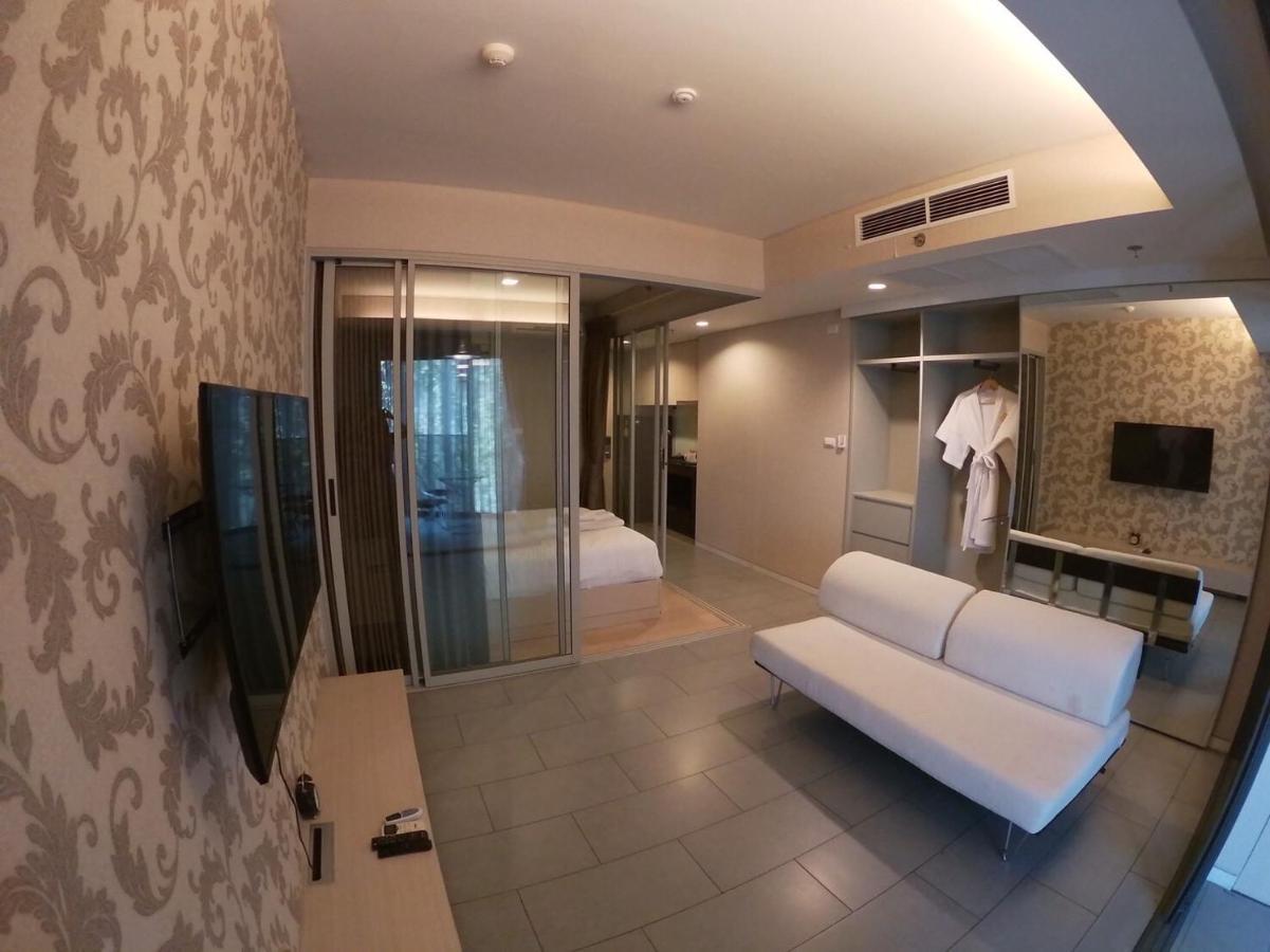 Boonrumpa Accommodation Bangkok Exterior foto